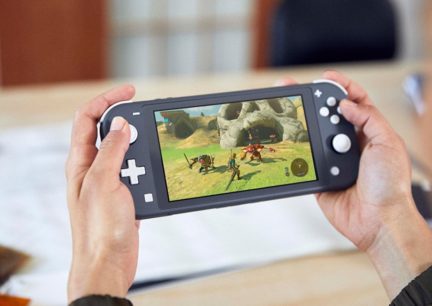 В Nintendo Switch теперь можно переносить игры на карту памяти